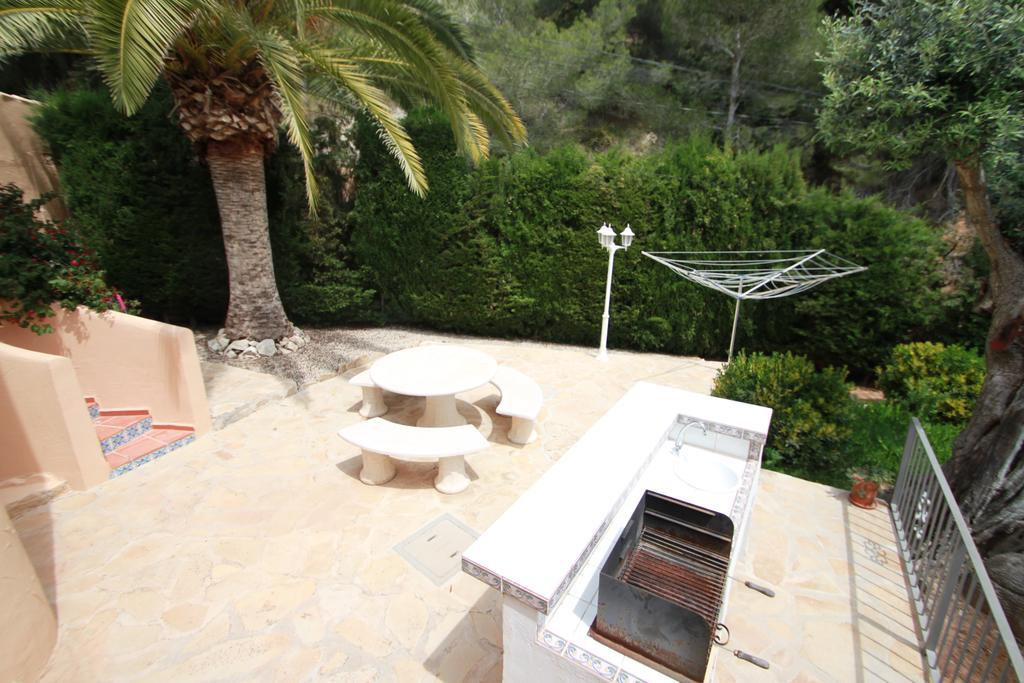 Chrisuli - Well Furnished Villa With Panoramic Views In Морайра Стая снимка