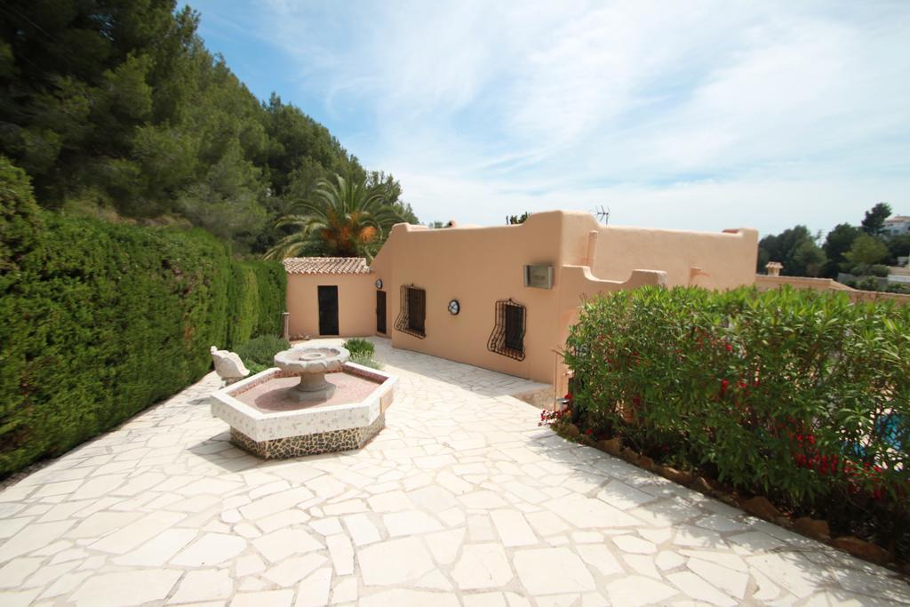 Chrisuli - Well Furnished Villa With Panoramic Views In Морайра Стая снимка